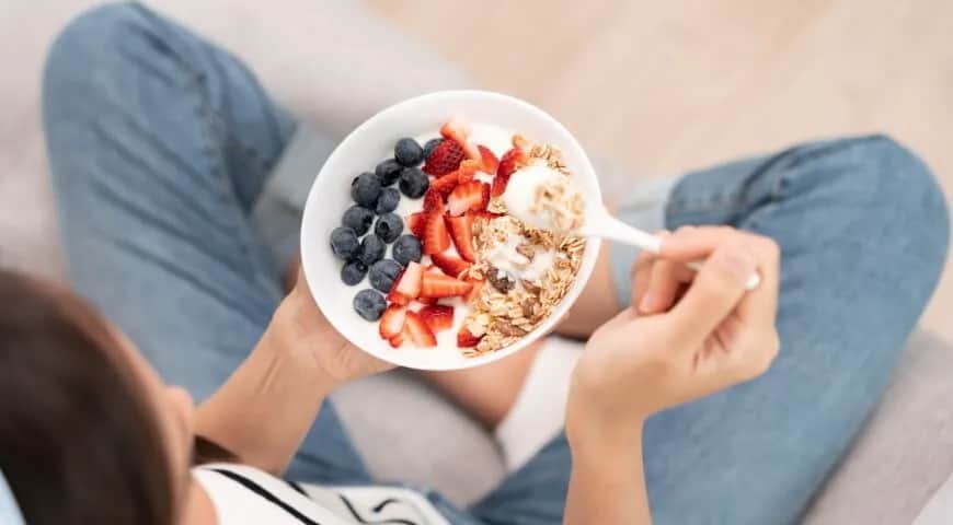 Przepisy na zdrowe jelita, które naprawdę poprawią twoje trawienie